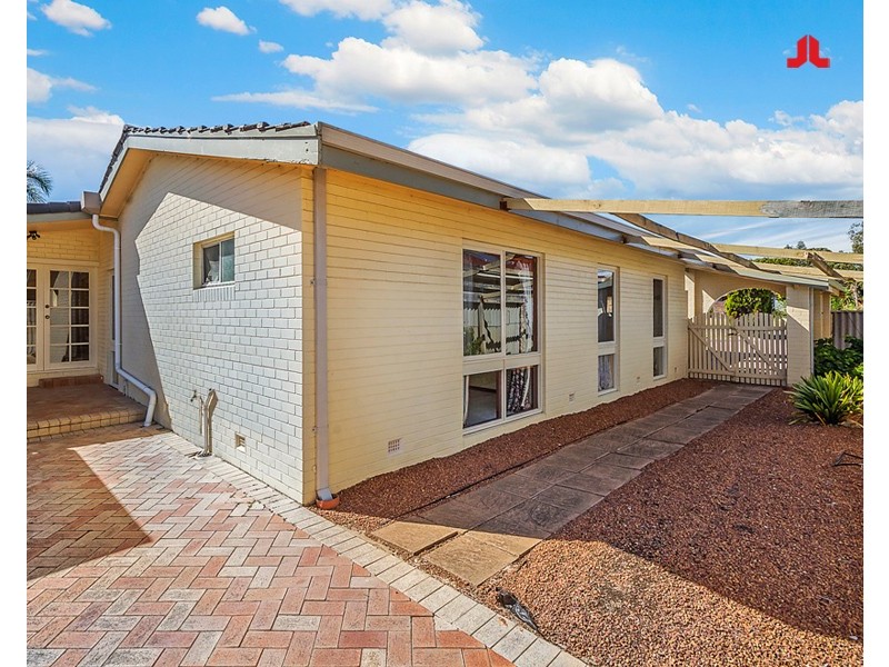 29 Edgewater Road, Safety Bay WA 6169