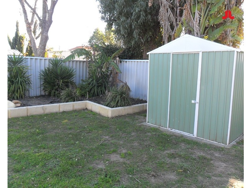 4 Gidgi Way, Waikiki WA 6169