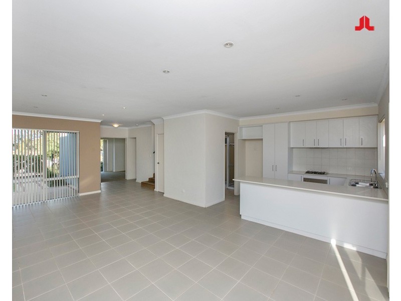 42 Waterfront Parkway, Shoalwater WA 6169