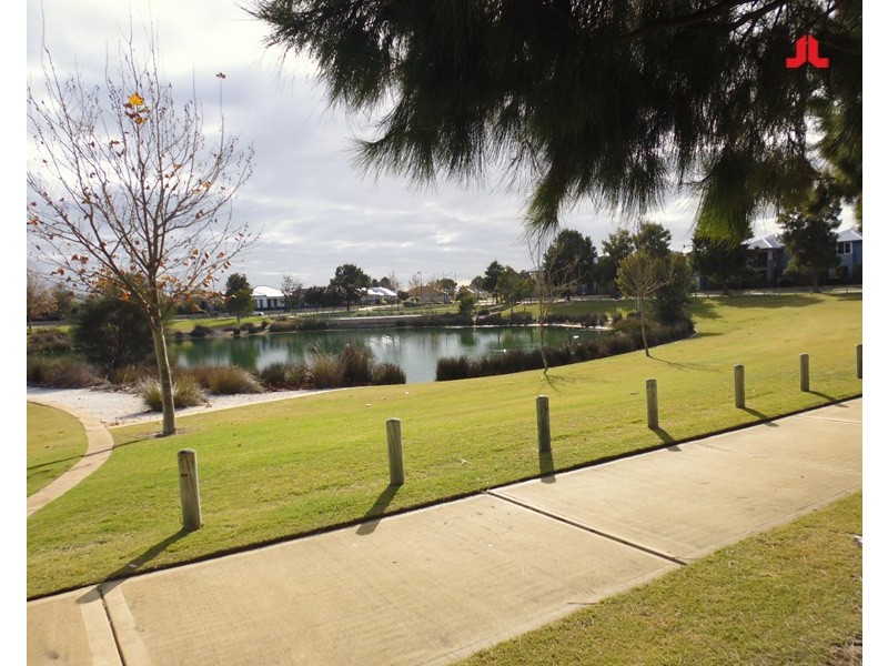 42 Waterfront Parkway, Shoalwater WA 6169