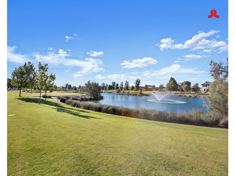 42 Waterfront Parkway, Shoalwater WA 6169