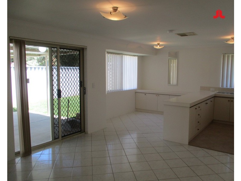 10 Orania Mews, Warnbro WA 6169