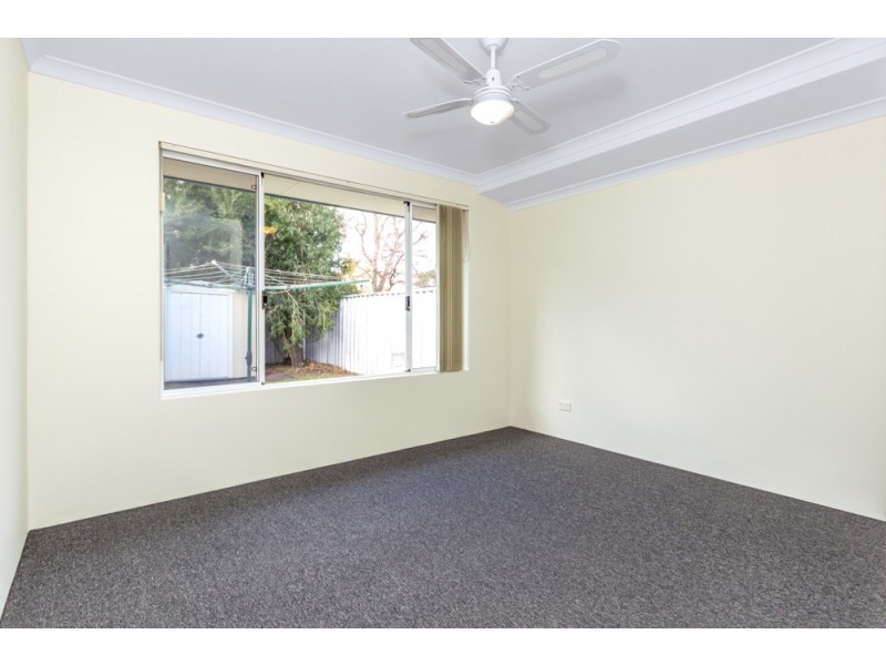 5 Villena Circle, Port Kennedy WA 6172