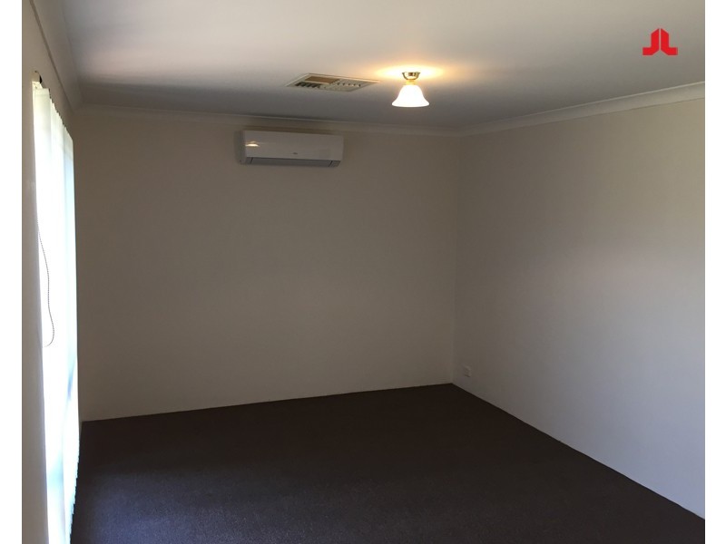 25 Basslet Place, Warnbro WA 6169