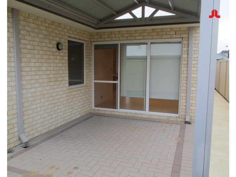 17 Swanbourne Avenue, Secret Harbour WA 6173