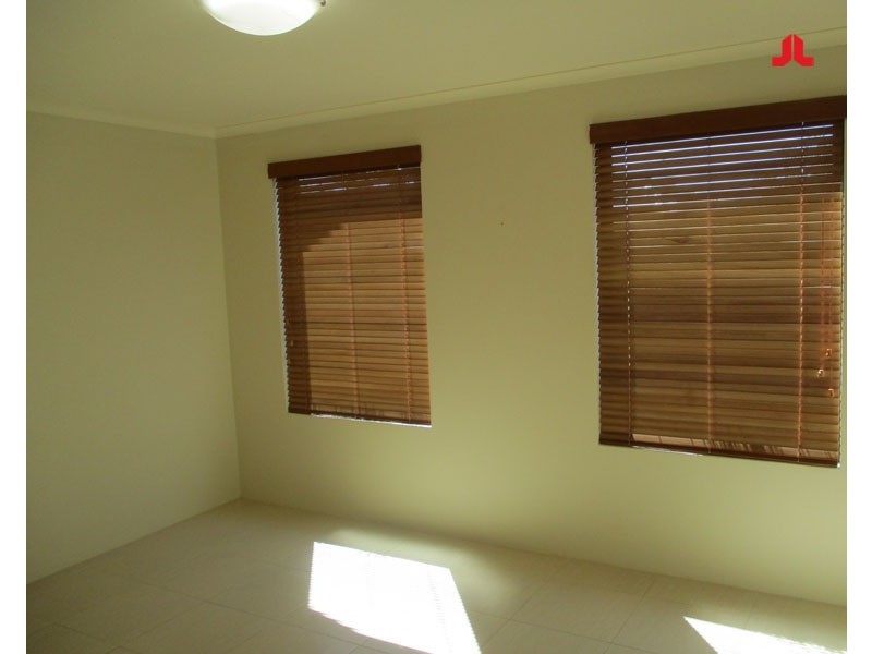 6 Shalimar Brace, Shoalwater WA 6169