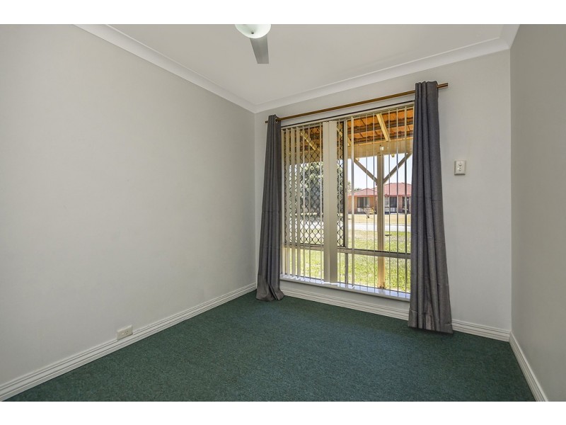 8 Shallow Close, Waikiki WA 6169