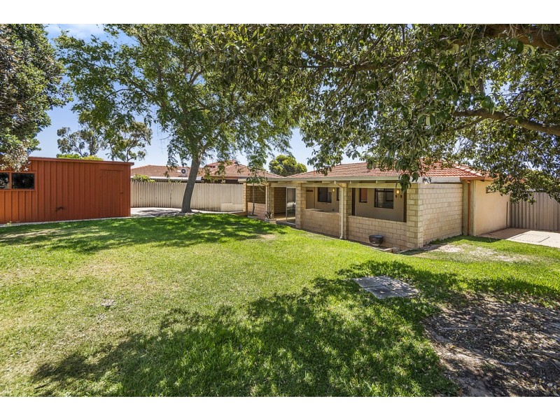 8 Shallow Close, Waikiki WA 6169
