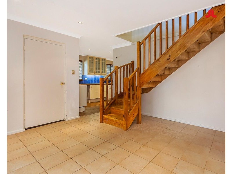 26 Studzor Street, Warnbro WA 6169