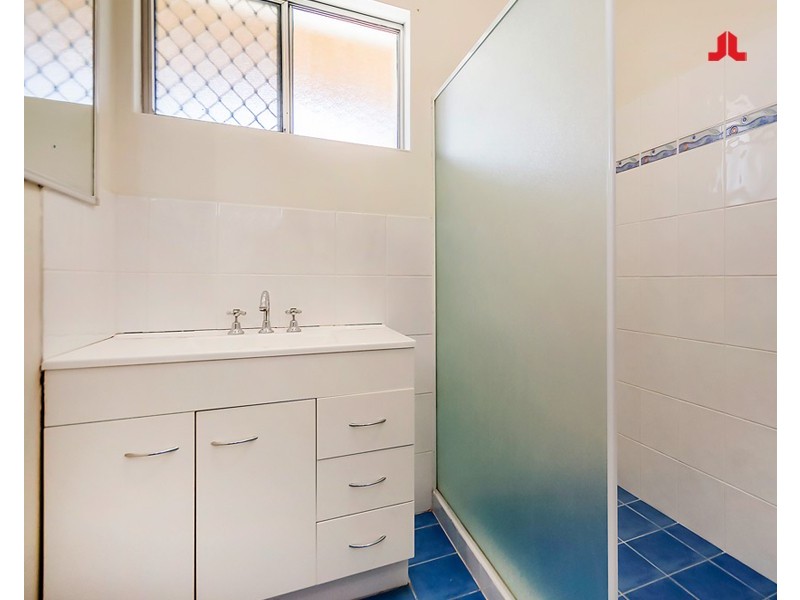 26 Studzor Street, Warnbro WA 6169