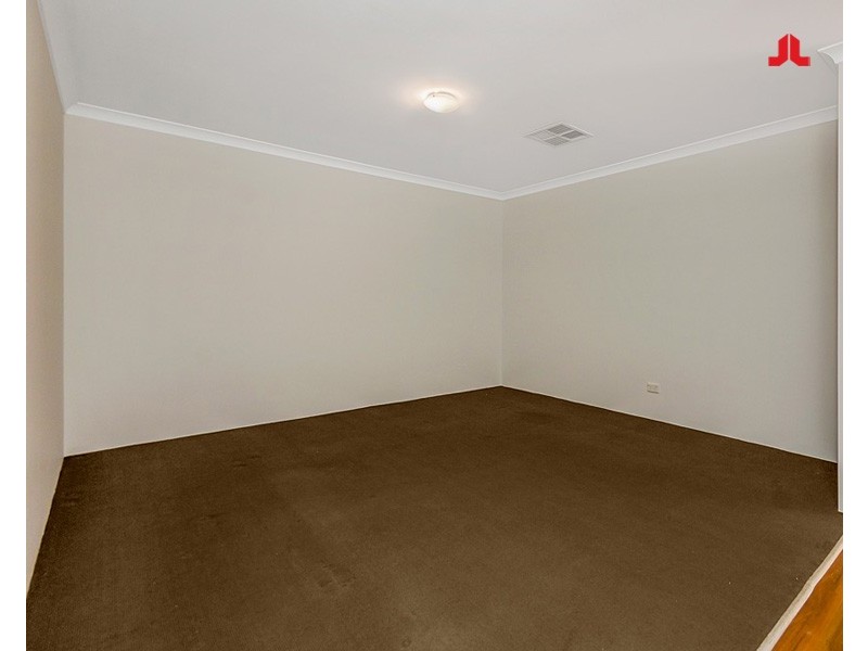 3 Waterhead Road, Waikiki WA 6169