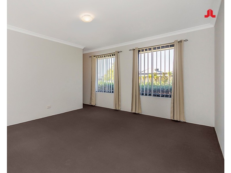 3 Waterhead Road, Waikiki WA 6169