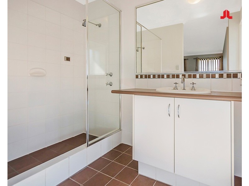 3 Waterhead Road, Waikiki WA 6169