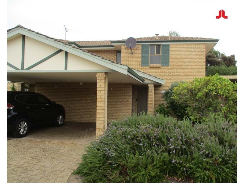25/6 Sepia Court, Rockingham WA 6168