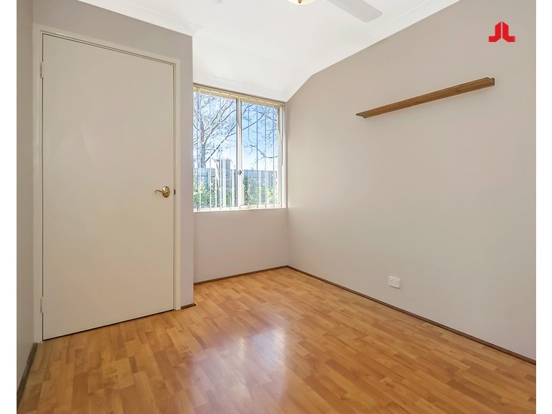 32 Indigo Circle, Warnbro WA 6169