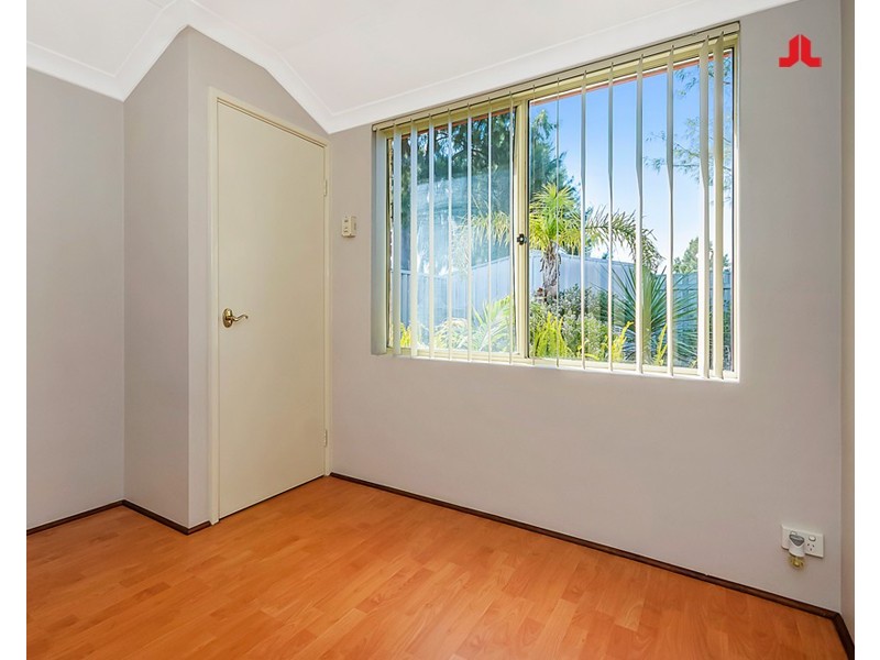 32 Indigo Circle, Warnbro WA 6169