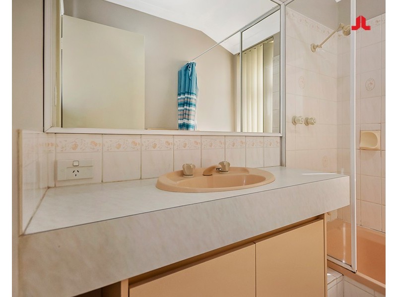 32 Indigo Circle, Warnbro WA 6169