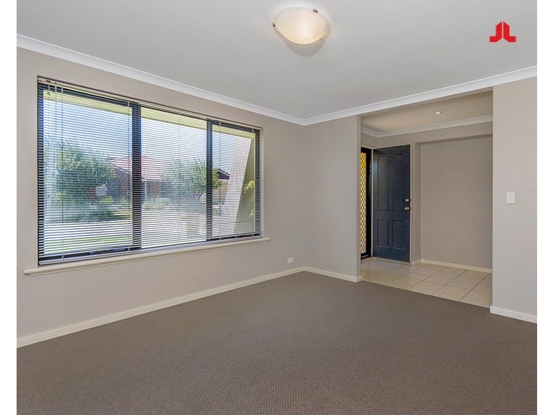 10 Sellafield Bend, Waikiki WA 6169