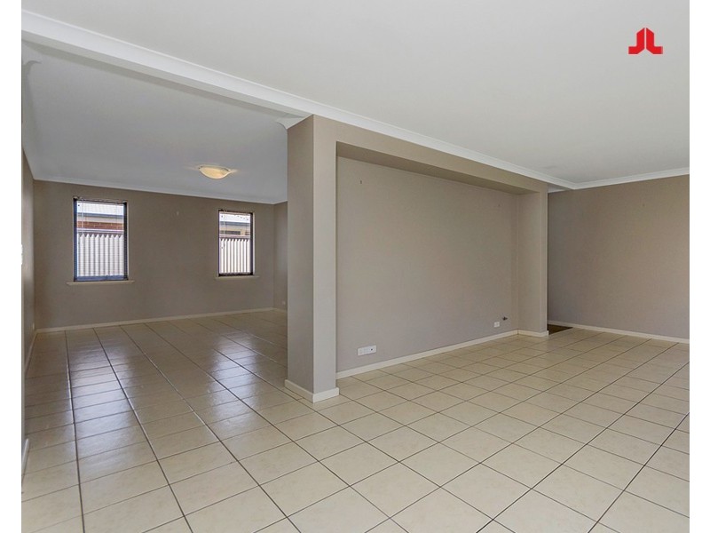 10 Sellafield Bend, Waikiki WA 6169