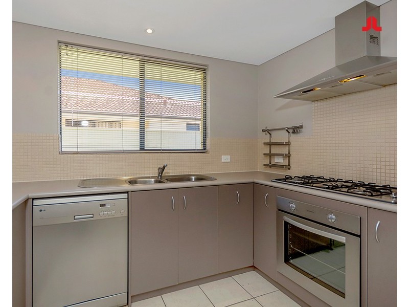 10 Sellafield Bend, Waikiki WA 6169