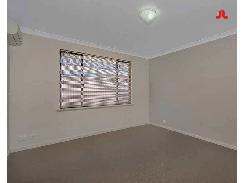 10 Sellafield Bend, Waikiki WA 6169