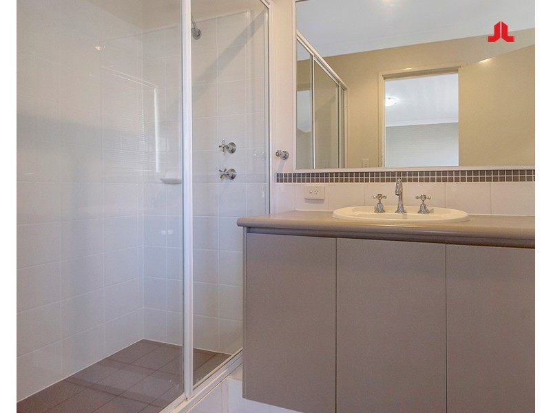 10 Sellafield Bend, Waikiki WA 6169