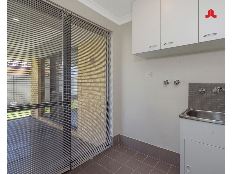 10 Sellafield Bend, Waikiki WA 6169