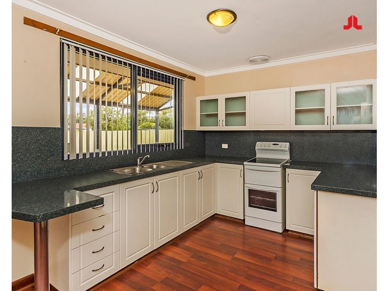 31 Millgrove Avenue, Cooloongup WA 6168