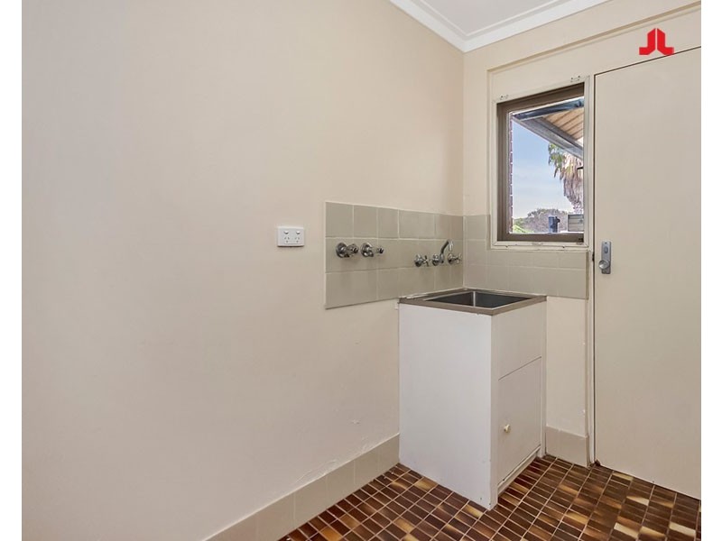 31 Millgrove Avenue, Cooloongup WA 6168