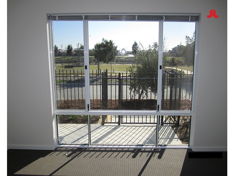 28 Waterfront Parkway, Shoalwater WA 6169