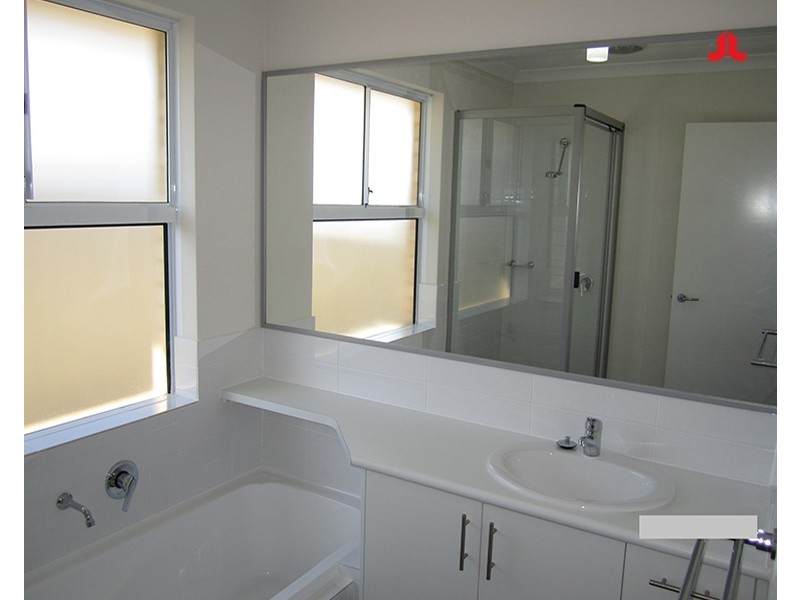 28 Waterfront Parkway, Shoalwater WA 6169