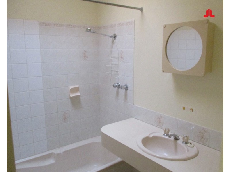 3/98 Simpson Avenue, Rockingham WA 6168