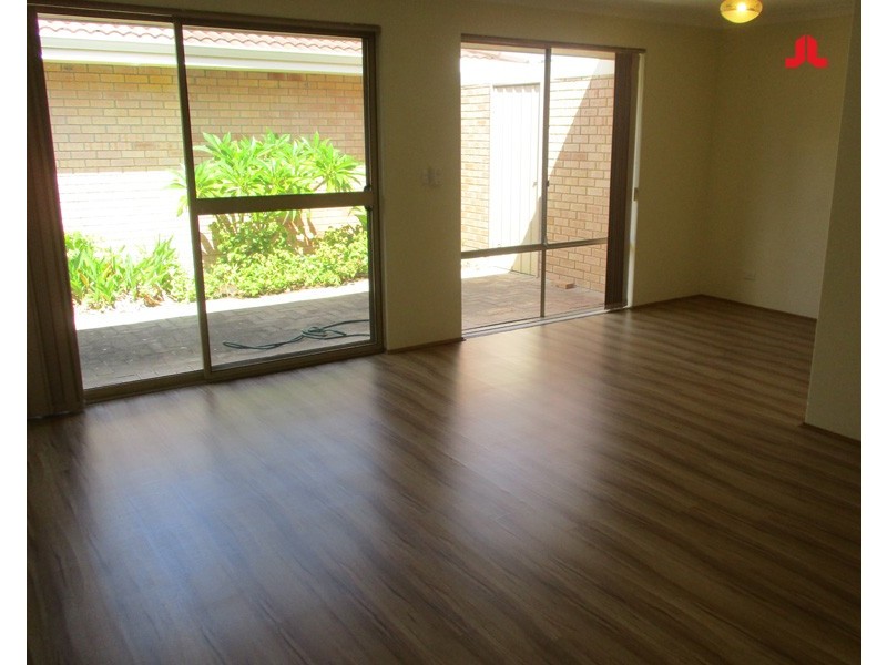 3/98 Simpson Avenue, Rockingham WA 6168