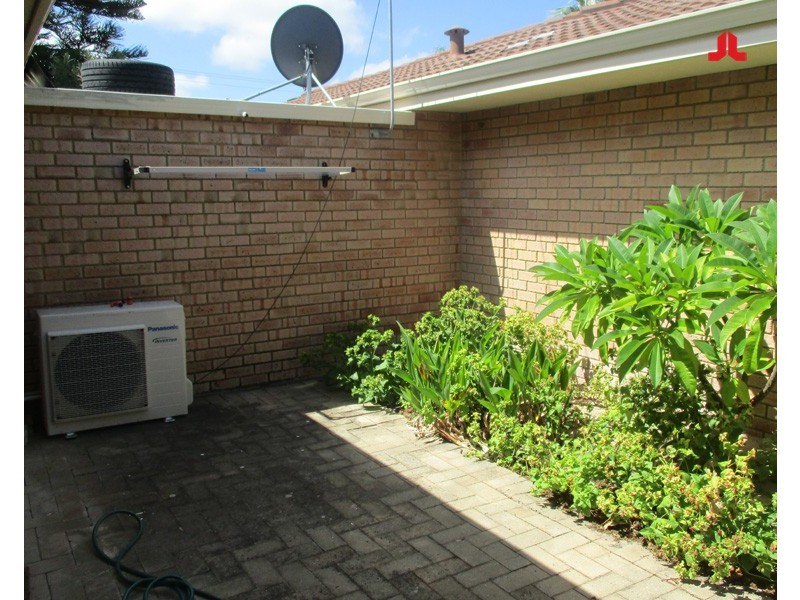 3/98 Simpson Avenue, Rockingham WA 6168