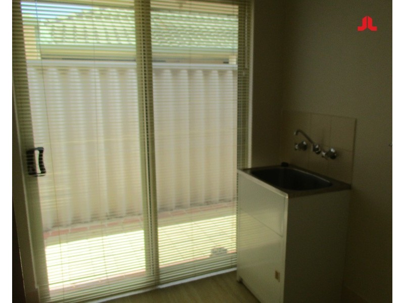 6 Redfin Close, Warnbro WA 6169