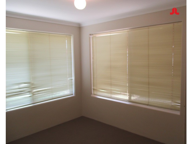 6 Redfin Close, Warnbro WA 6169