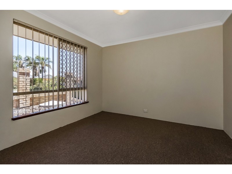 9 Leeward Close, Safety Bay WA 6169