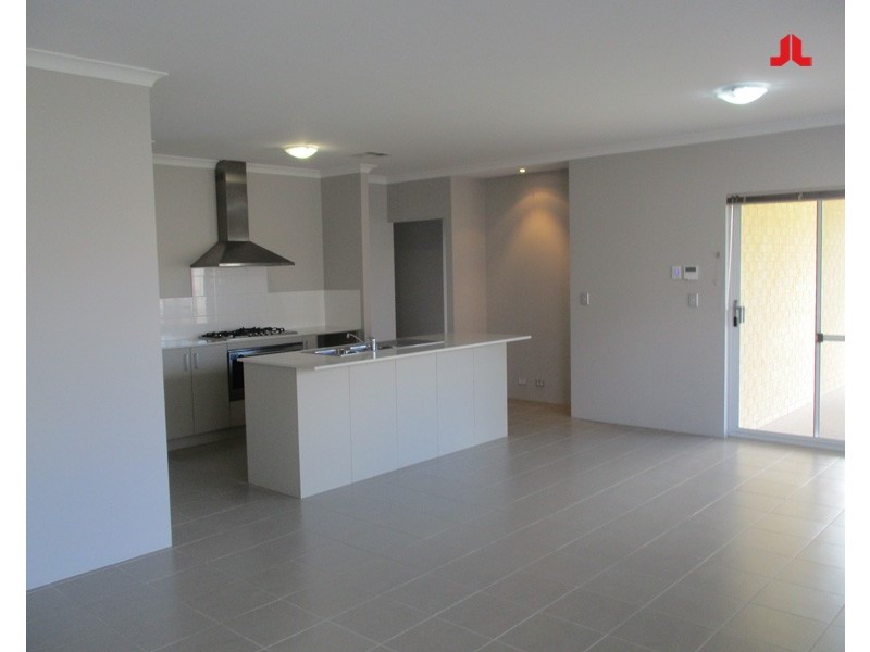 15 Arnside Bend, Waikiki WA 6169