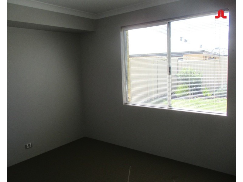 15 Arnside Bend, Waikiki WA 6169