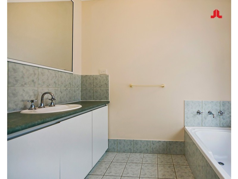 3/112 Parkin Street, Rockingham WA 6168