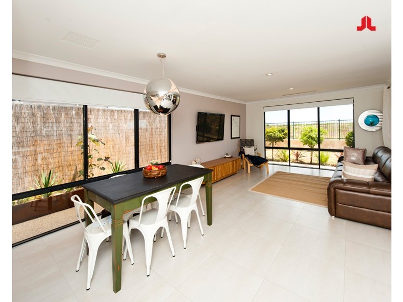 17 Bremen Lane, Port Kennedy WA 6172