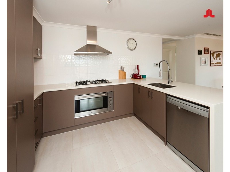 17 Bremen Lane, Port Kennedy WA 6172
