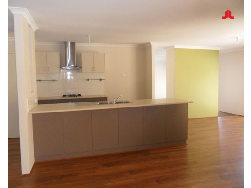 16 Keyham Street, Bertram WA 6167