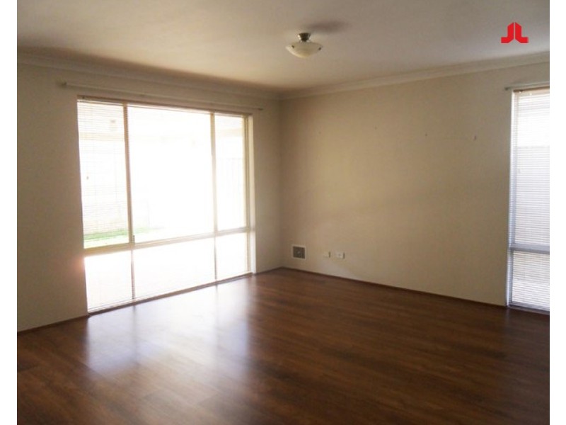 16 Keyham Street, Bertram WA 6167