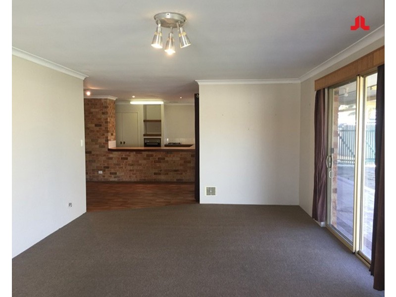 43 Virginia Place, Waikiki WA 6169