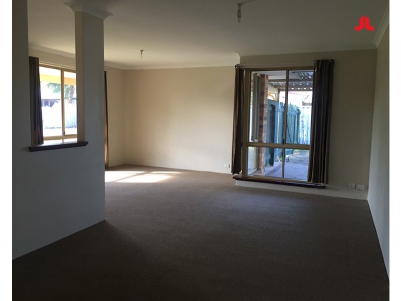 43 Virginia Place, Waikiki WA 6169