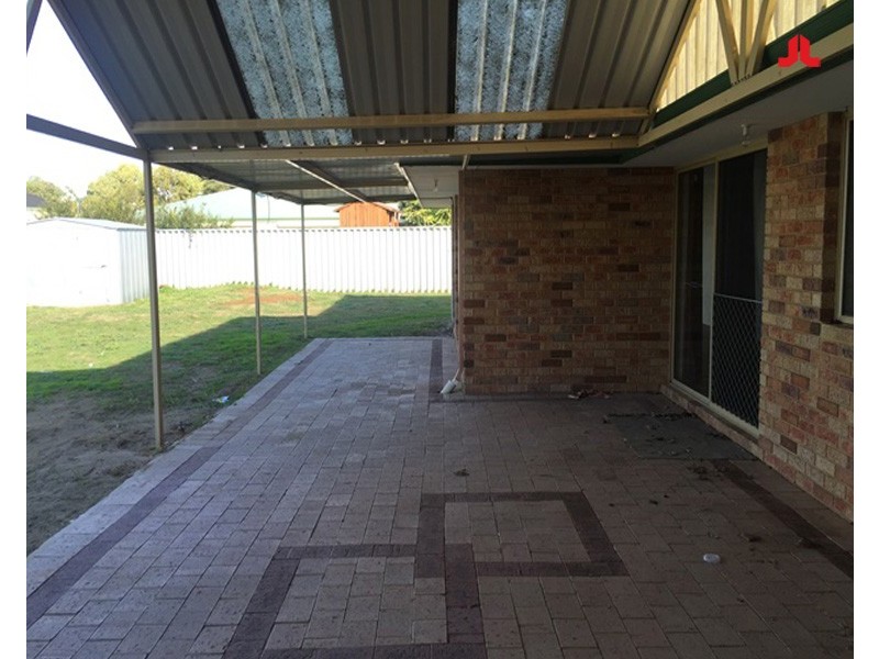 43 Virginia Place, Waikiki WA 6169