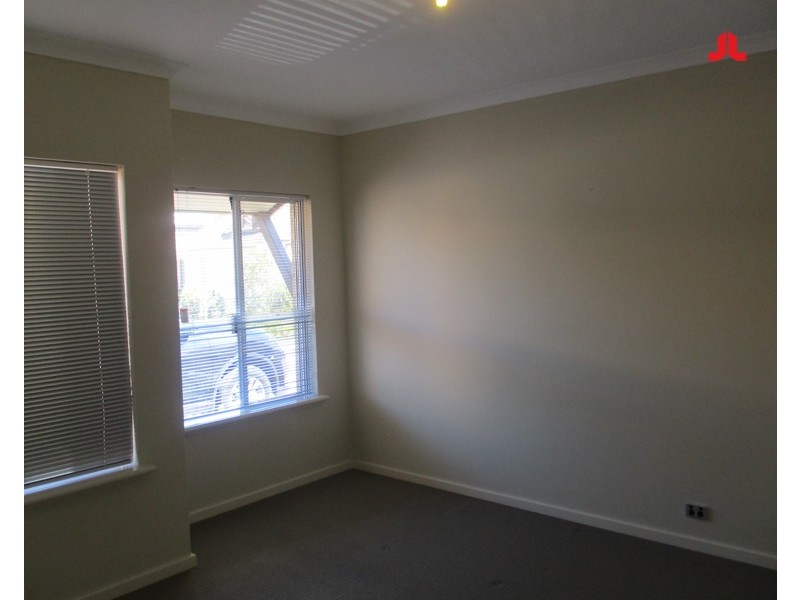 Unit 8 Newby Court, Waikiki WA 6169