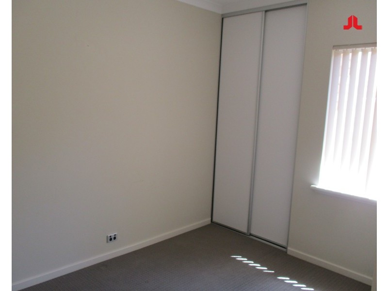 Unit 8 Newby Court, Waikiki WA 6169