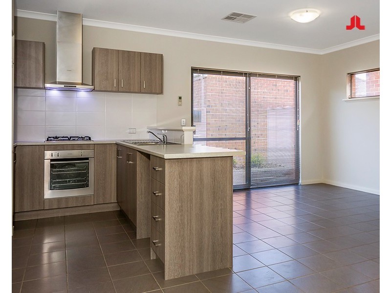 Unit 3/8 Seaspray Place, Waikiki WA 6169